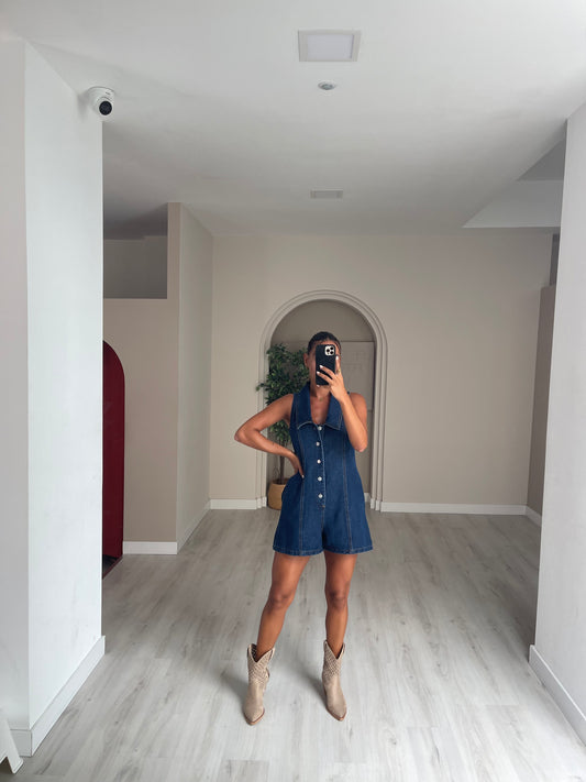 Jumpsuit em ganga cabeado