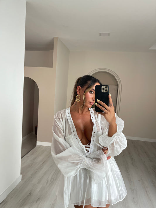 Blusa c/ atilhos à frente - Branco