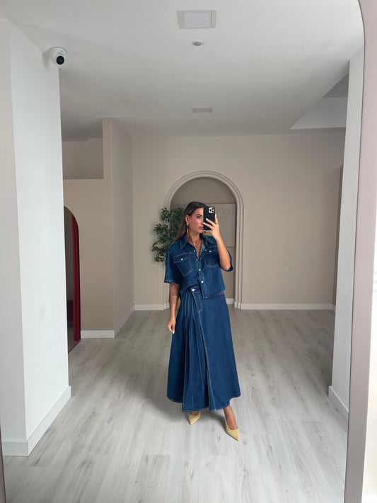Conjunto Saia + Camisa em Ganga
