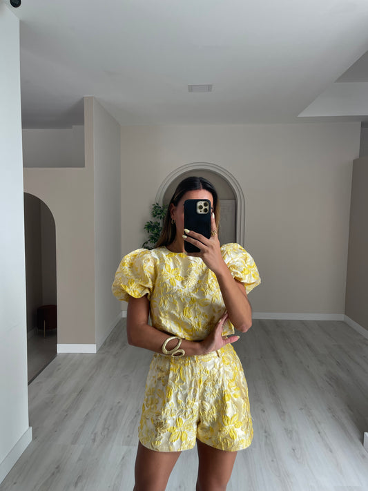 Blusa c/ Textura e manga balão - Amarelo