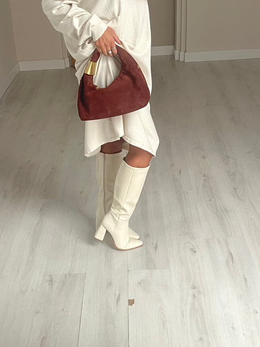 Bota cano alto pérola