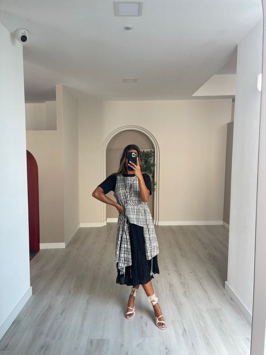 Vestido sobreposto