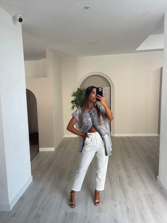 Blusa tons cinza