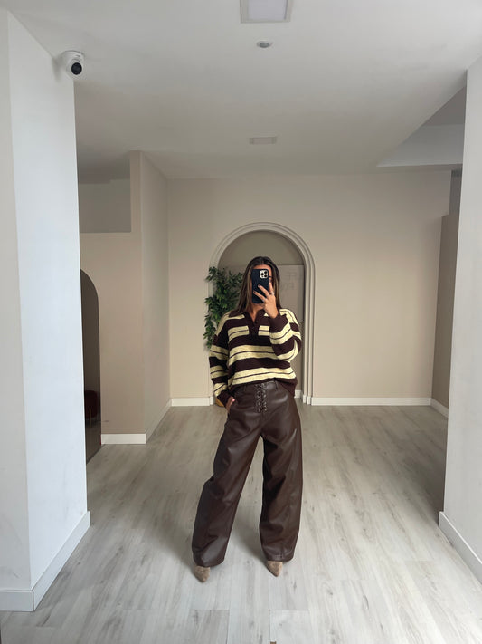 Camisola castanha c/ listas amarelas