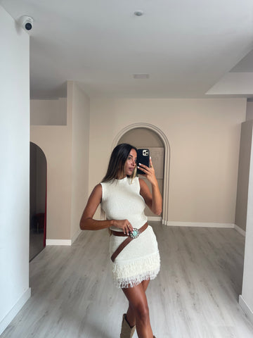 Vestido de malha com franjas - bege