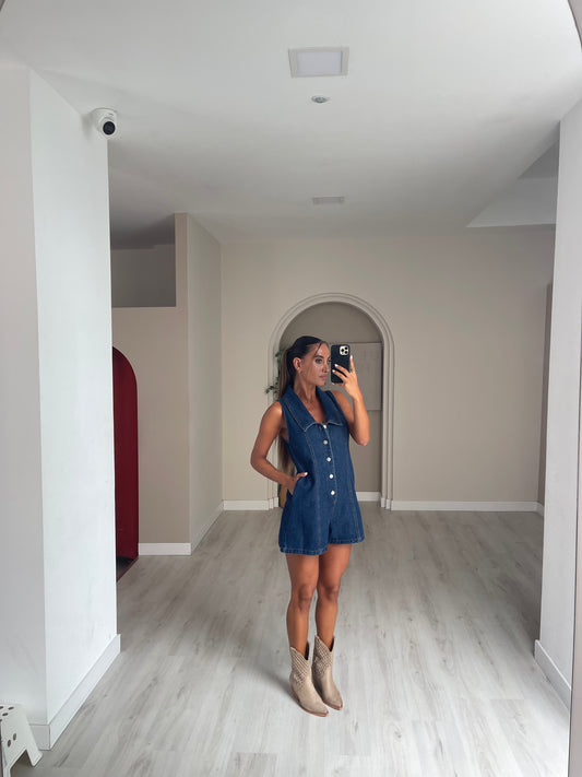 Jumpsuit em ganga cabeado