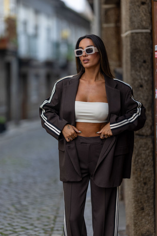 Conjunto calça + blazer - castanho