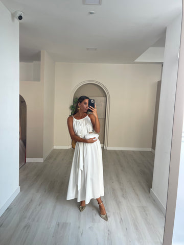 Vestido branco c/ cinto