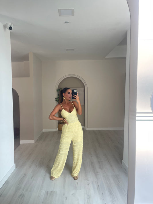 Jumpsuit croché amarelo