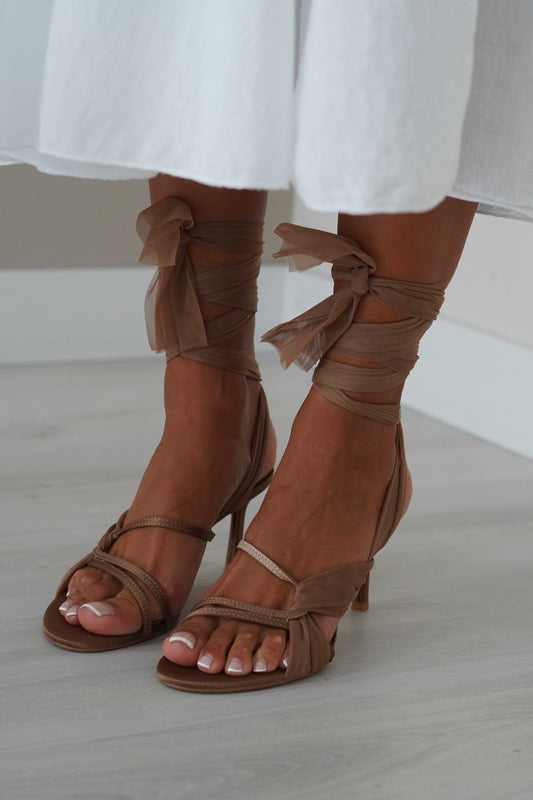 Sandália Bailarina c/ salto - camel