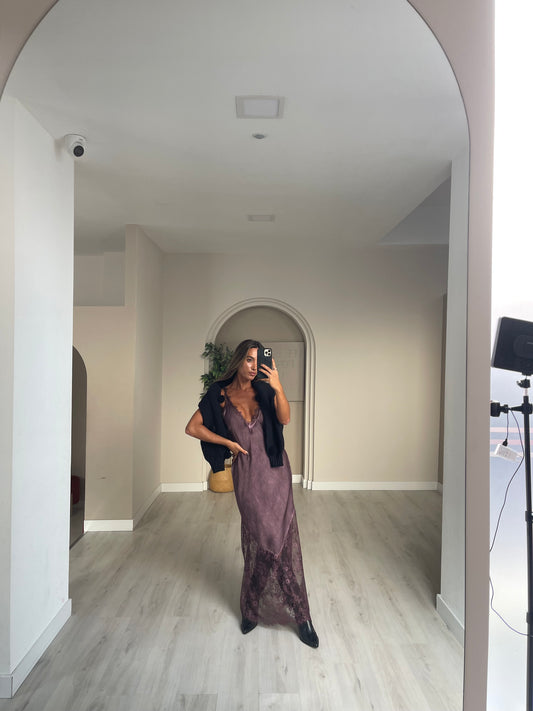 Vestido seda c/ renda - beringela