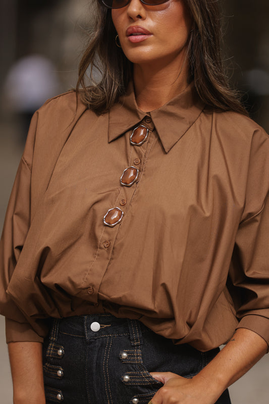 Camisa c/botões madre pérola - Castanho
