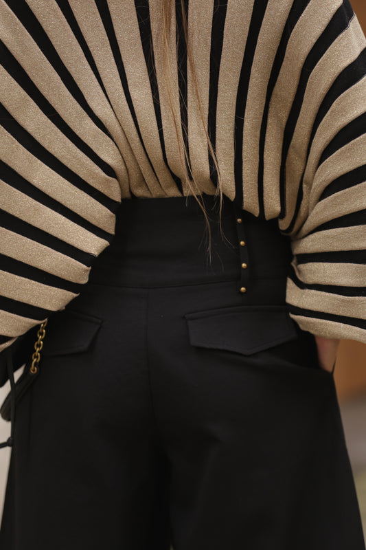 Calça Sarja c/ tachas - Preto