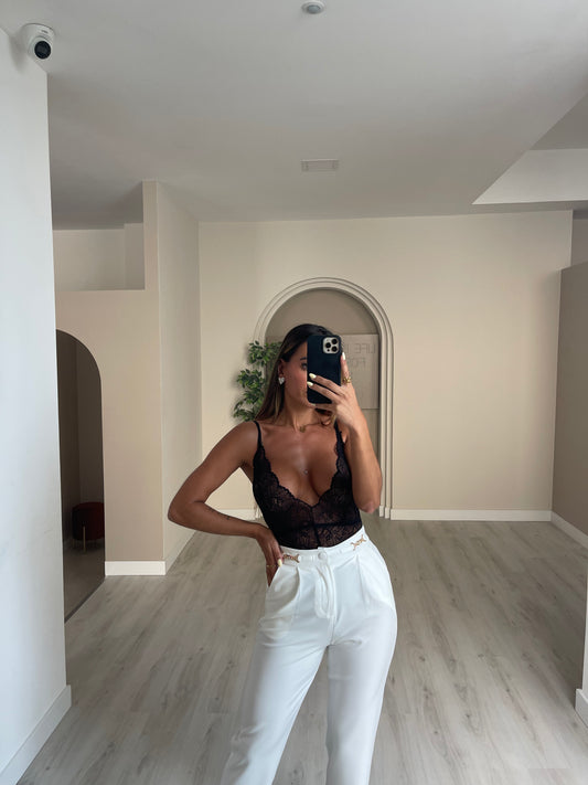 Calça c/ pormenor dourado - Branco
