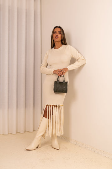 Vestido de Malha c/remate em franjas - Bege