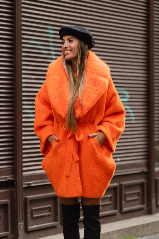 Casaco/capa em pêlo curto - laranja
