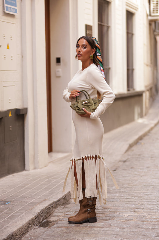 Vestido de Malha c/remate em franjas - Bege