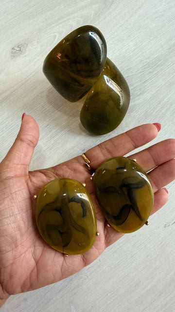 Brinco Efeito Pedra - Verde