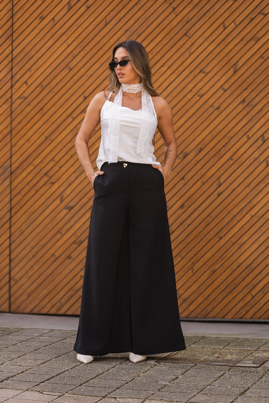 Calça fluida preta