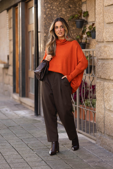 Calça de cinta subida em fazenda - castanha
