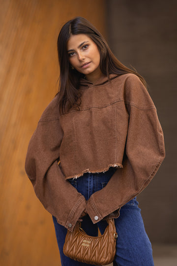 Camisola cropped em ganga - camel