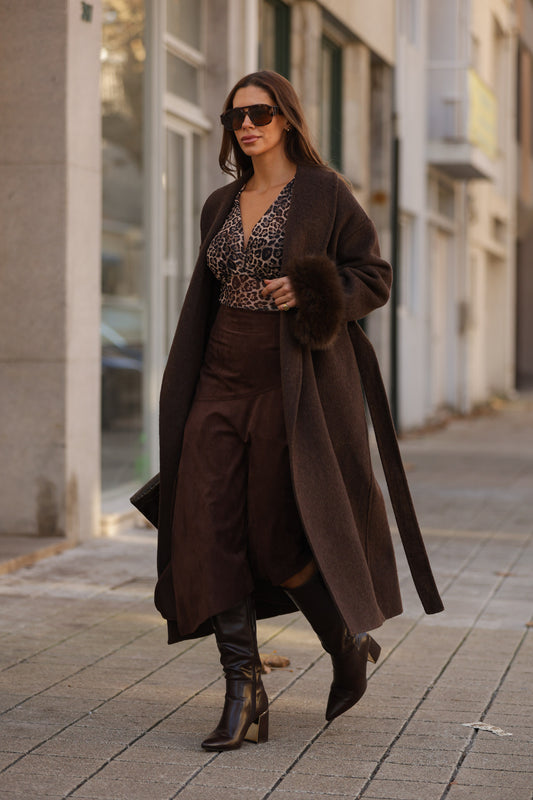 Casaco em fazenda comprido - castanho