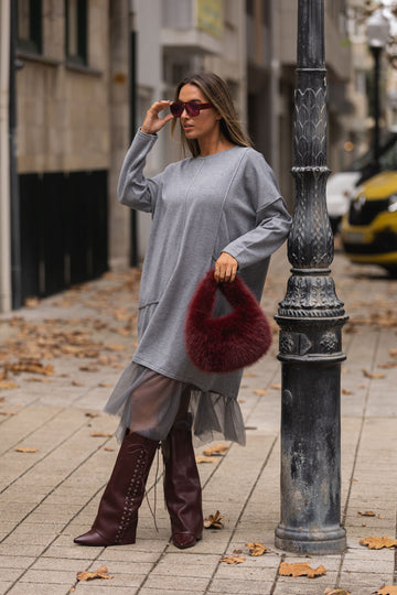 Vestido de malha c/ remate em tule - cinza