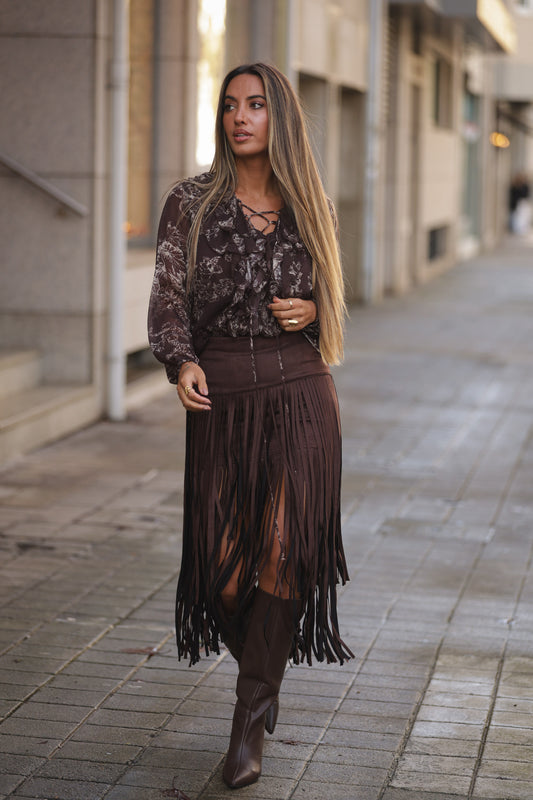 Blusa c/ atilhos castanha