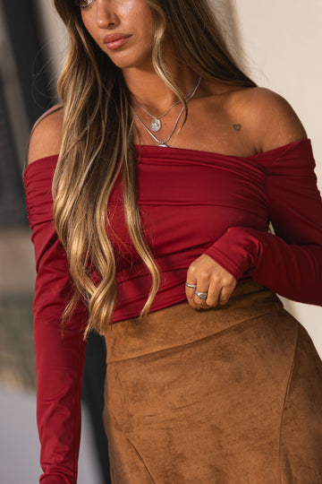 body c/ ombro à mostra - bordeux