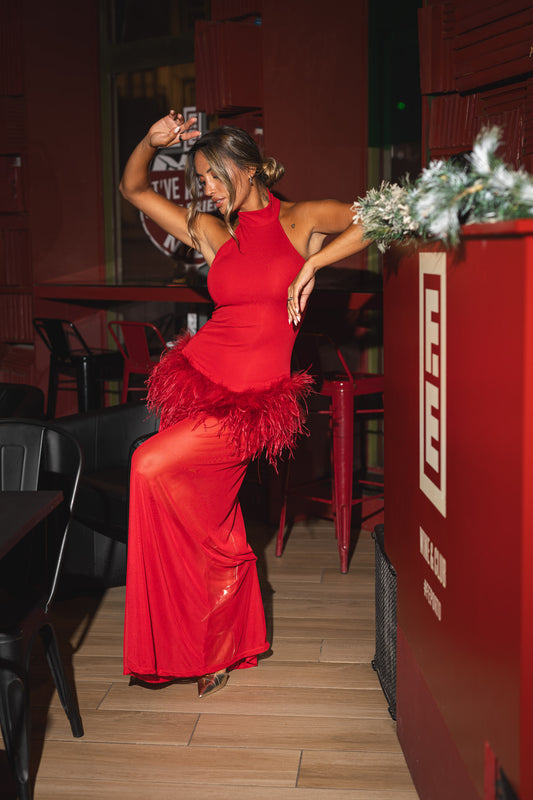 Vestido c/ penas na cintura - vermelho